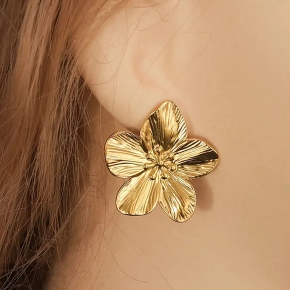 Five-Petal Flower Earrings - Picture 2 of 2